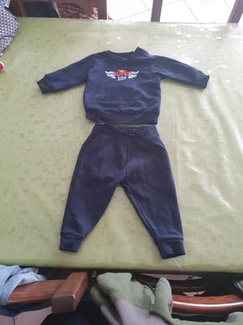 Jogging "Super bébé" 6 mois