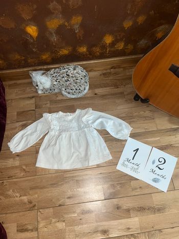 T-shirt crème tres Bon état hema 12mois/74cm