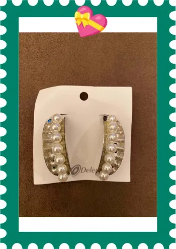 Boucles d’oreilles, créoles ouvertes fausses perles, argentées , neuves