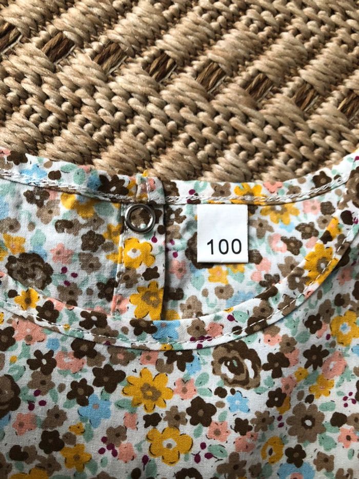 Blouse taille 100 - photo numéro 2