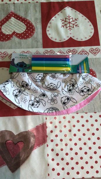 Bob à colorier stitch 3 ans / 98 cm·Neuf sans étiquette·Disney