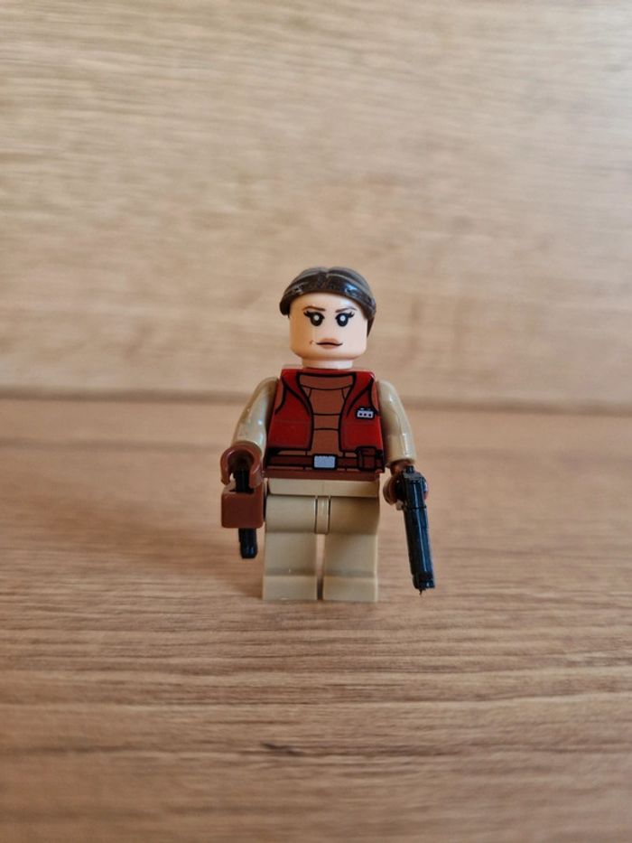 Figurine type lego Padmé Amidala star wars