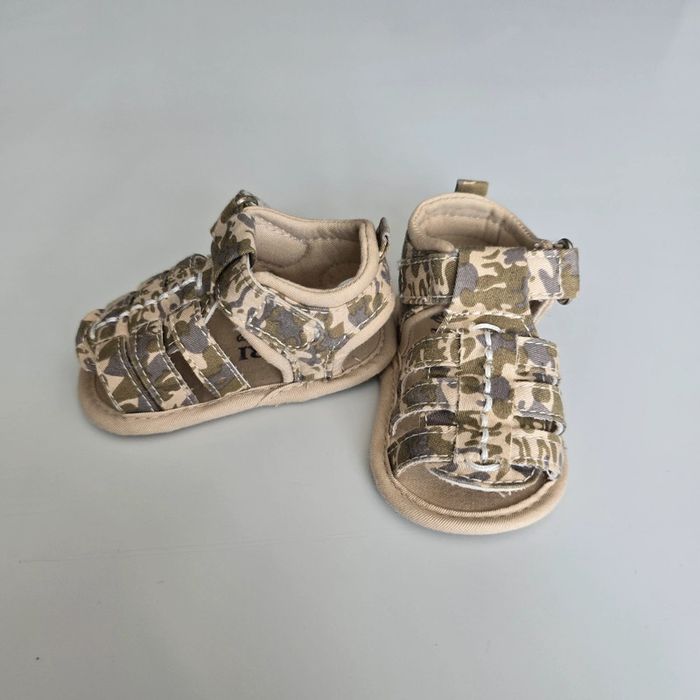 Sandales bébé neuves - Canari baby - 3/6 mois - photo numéro 2