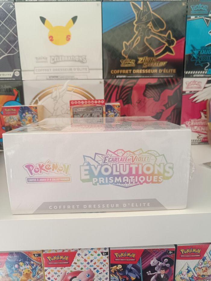 Etb coffret Pokémon ev8.5 Évolutions prismatiques neufs scellé fr - photo numéro 2