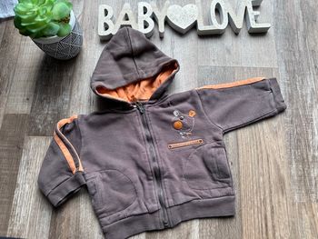 - Veste - 6 mois - Très bon état