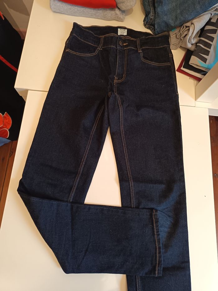 Lot de jeans et 1 jogging - photo numéro 7