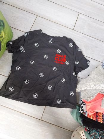 Tee-shirt manches courtes noël kiabi 38
