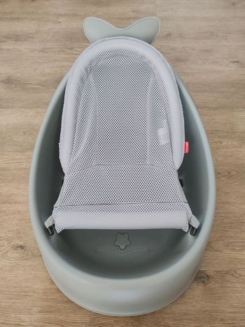 Baignoire baleine grise  Moby de Skip Hop