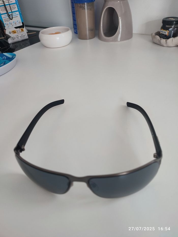 Lunettes de soleil - photo numéro 2