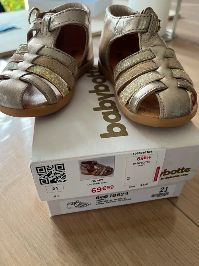 Chaussures sandales Babybotte T21 - photo numéro 2