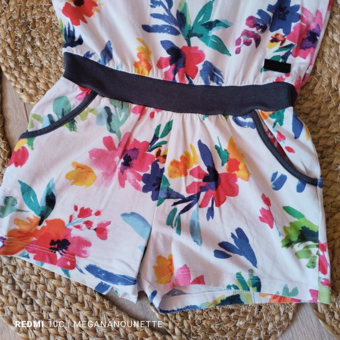 🌺 Combi‑short fleurie – 5 ans / 110 cm – Boboli – Très bon état - photo numéro 2
