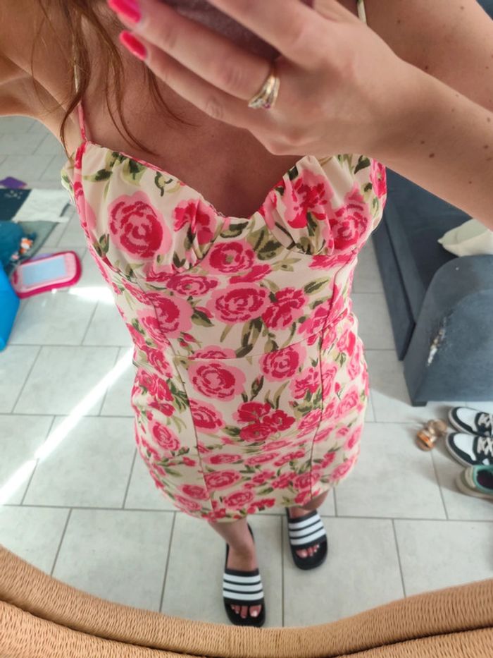 Robe Zara taille M - photo numéro 2
