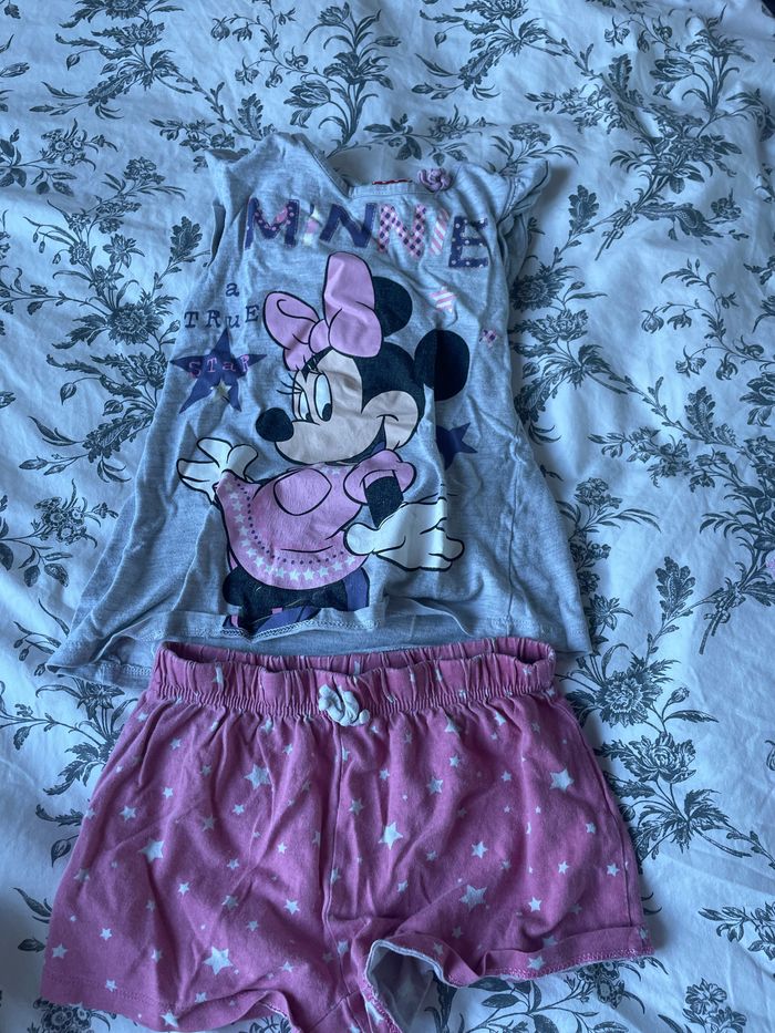 Lots pyjamas 5 ans - photo numéro 3