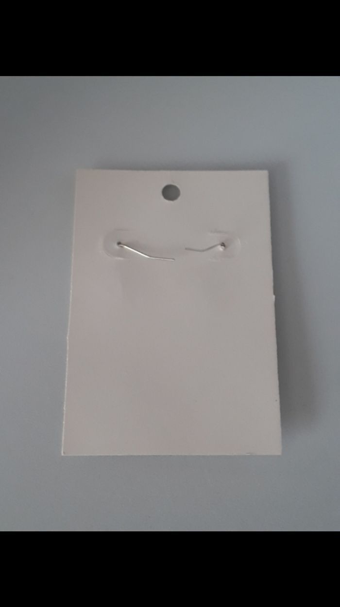 Boucles d'oreilles Marilyn Monroe - photo numéro 3