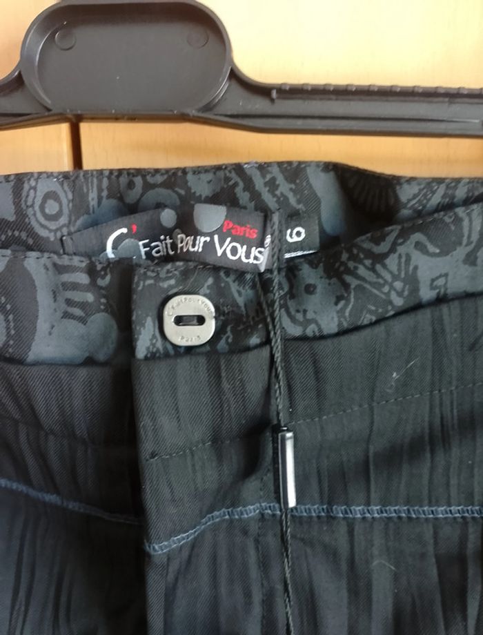 Très joli pantalon femme neuf - photo numéro 3