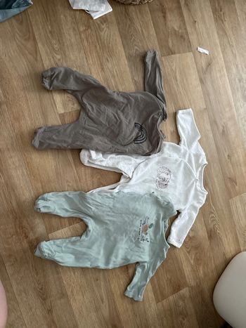 Lot pyjama 1 mois