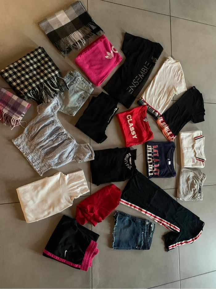 Lot de vêtement