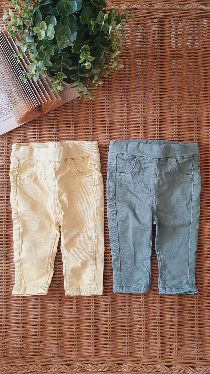 Pantalon 3 mois fille très bon état - photo numéro 7