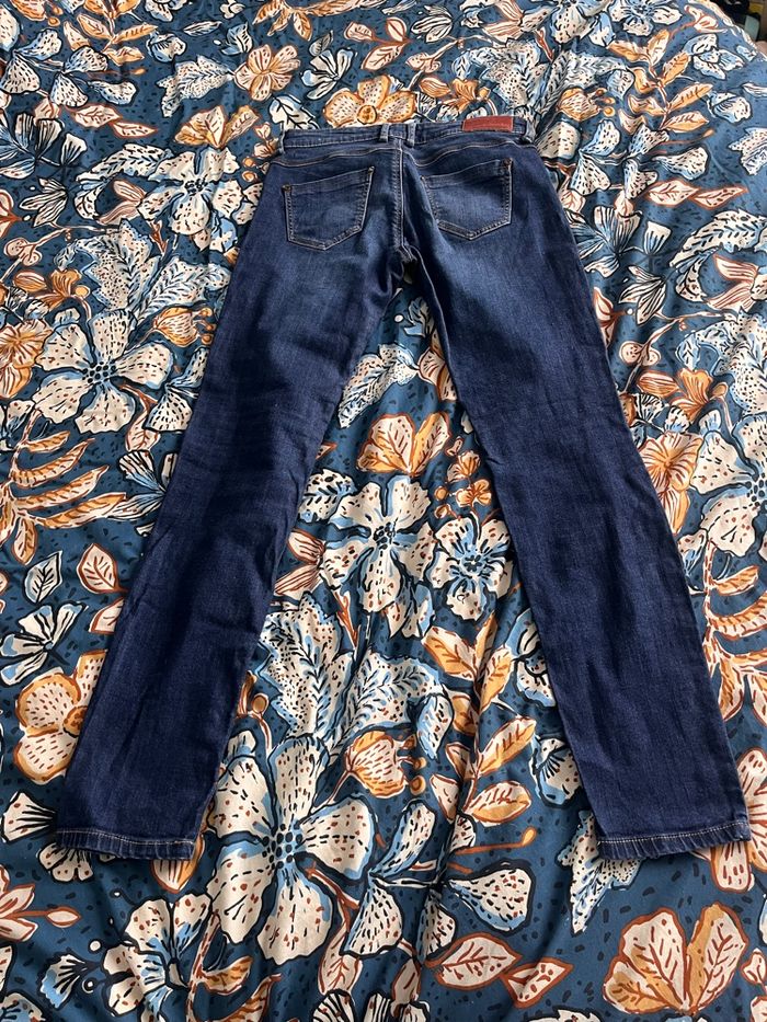 Jeans femme stradivarius - photo numéro 2