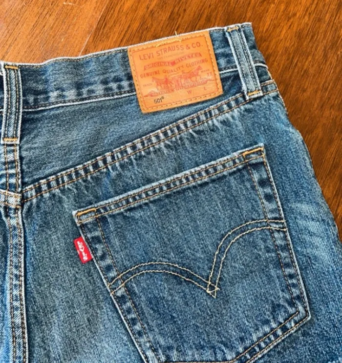 Short en Jean Levi’s - photo numéro 4