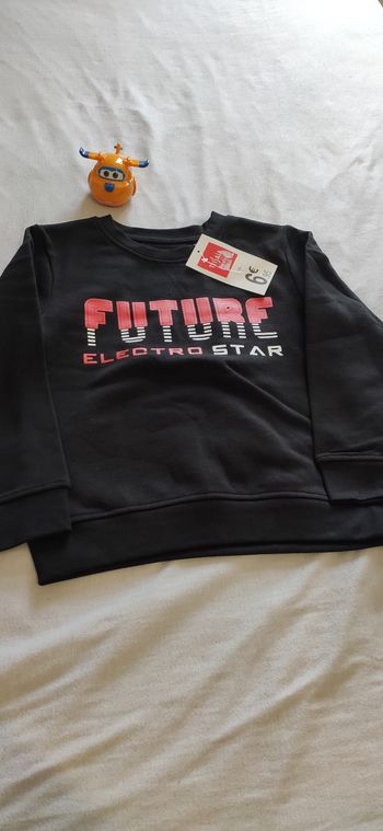 Pull garçon 6 an neuf