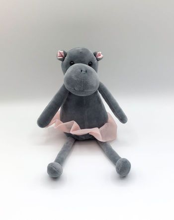 Peluche doudou hippopotame gris tutu rose JELLYCAT petit modèle 24 cm