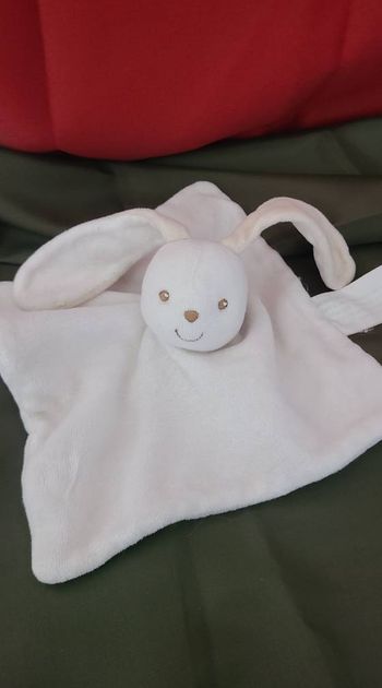 Doudou plat LAPIN rose - KIMBALOO La Halle