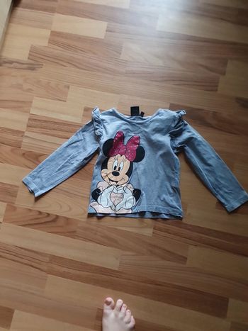 tee shirt Disney primark minnie 4 à 5 ans