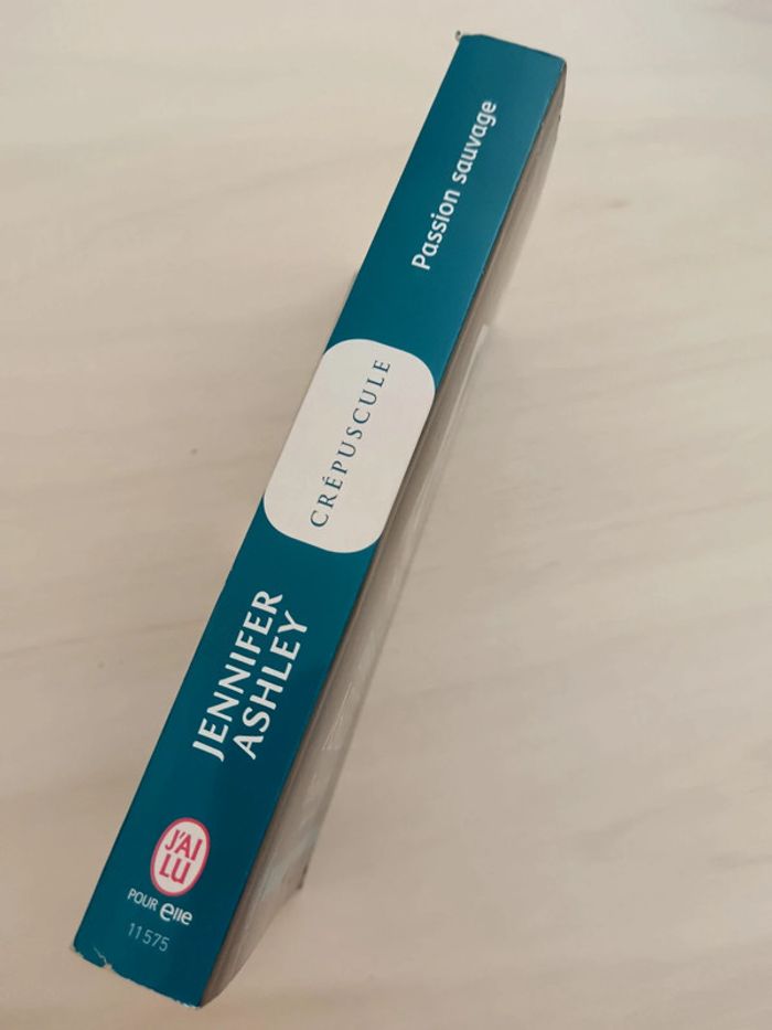 Jennifer Ashley 🍀 Passion Sauvage Les exilés d'Austin 5 - photo numéro 3