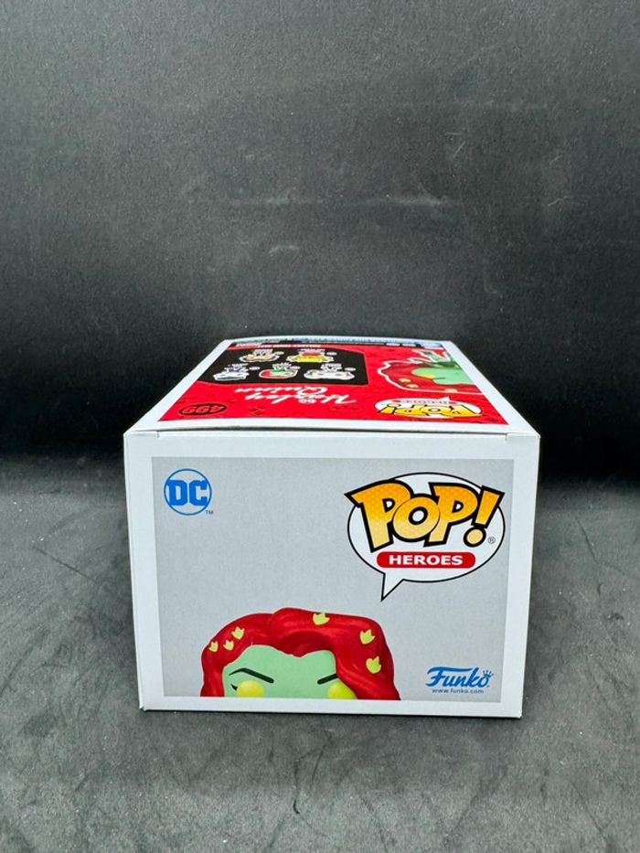 Funko pop DC Comics Harley Quinn Pouson Ivy 499 Glow GameStop - photo numéro 6