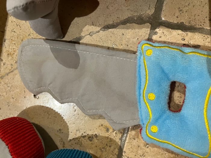 Caisse à outils enfants en mousse - photo numéro 2