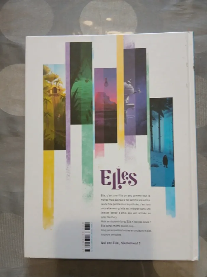 Elles - Tome 1 : La nouvelle(s) - photo numéro 2