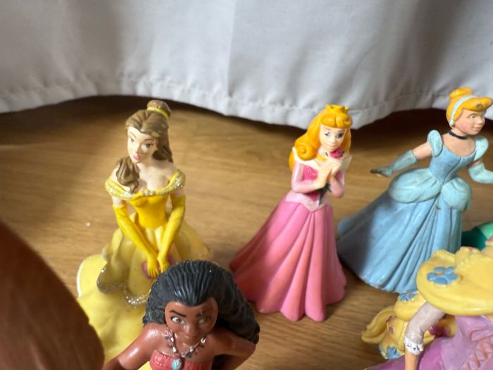 Lot de 10 princesses bullyland Disney - photo numéro 5