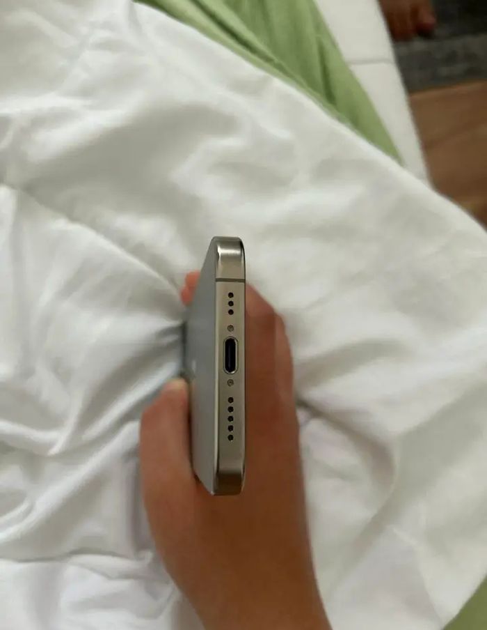 Iphone 15 pro max 512 - photo numéro 4