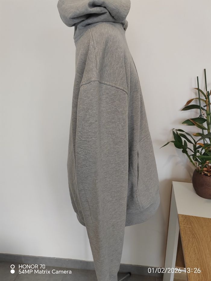 Sweata capuche - photo numéro 2