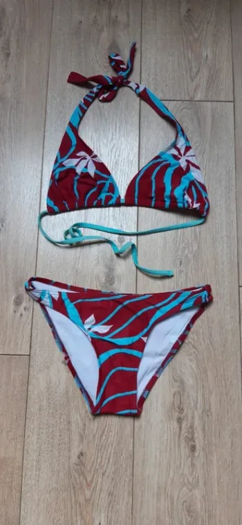 Maillot de bain 2 pces femme 38/40 en très bon état