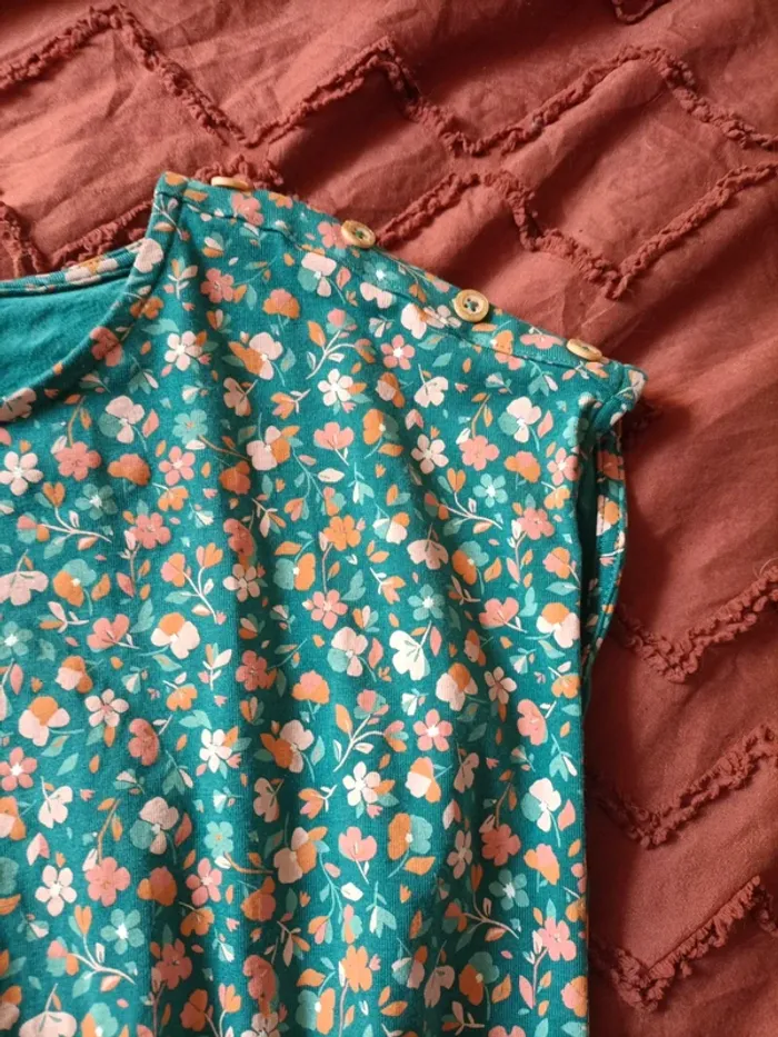 Superbe robe fleurie TAO 10 ans - photo numéro 5