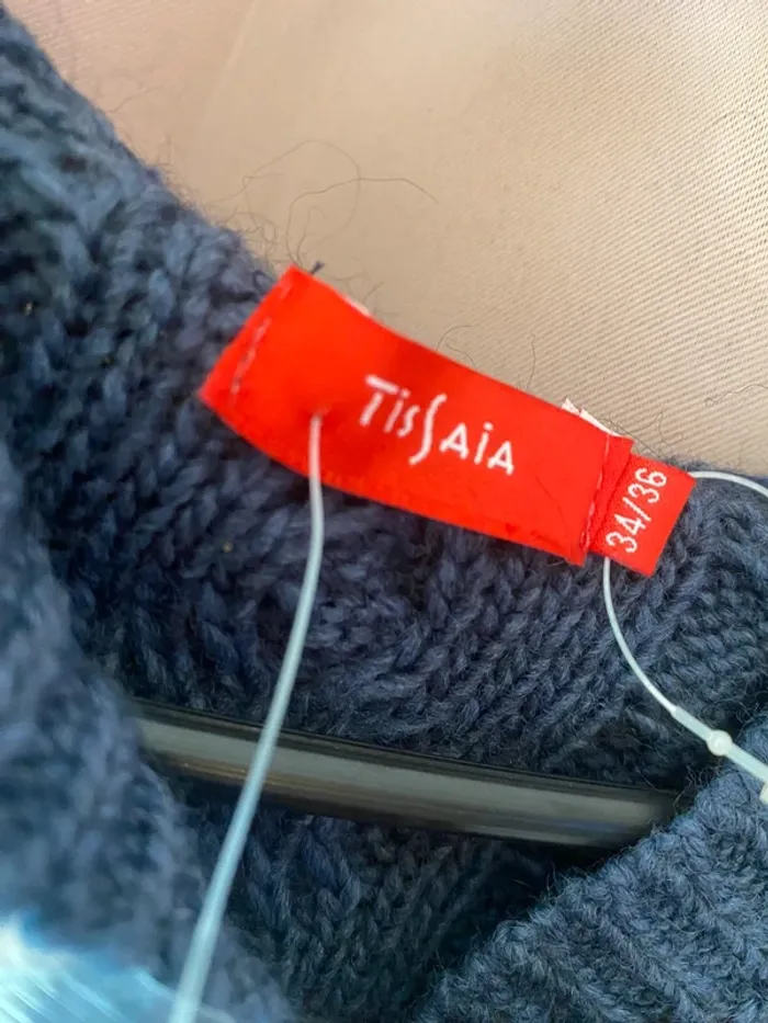 Pull bleu marine - photo numéro 8