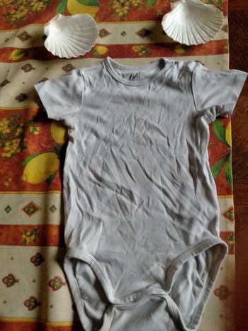 Body 12/18 mois 86 cm