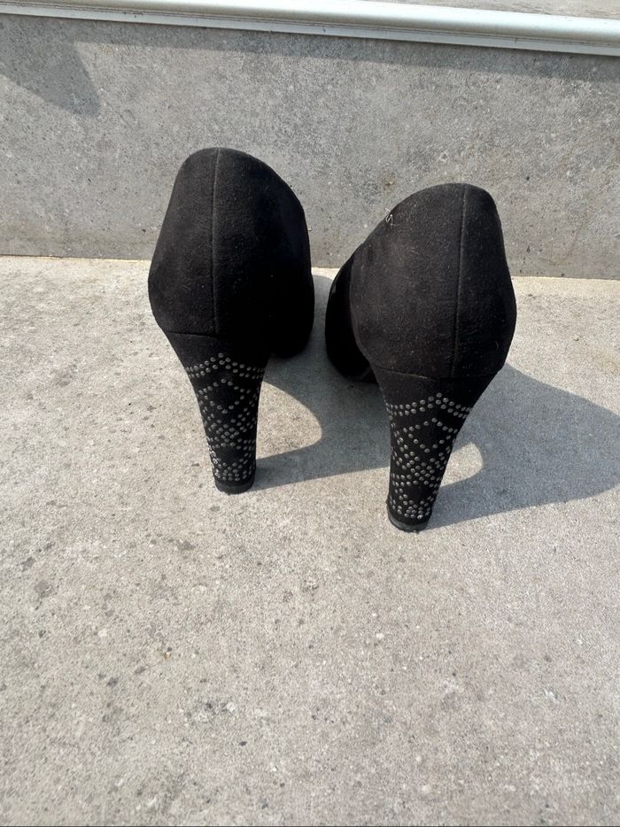 Escarpins noirs - photo numéro 3