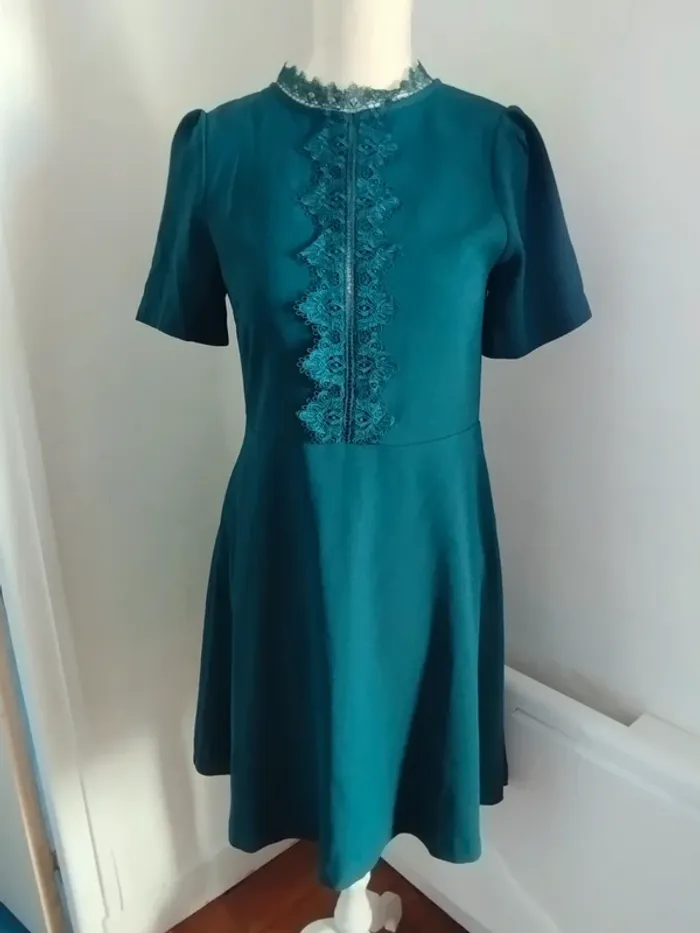 Robe dos ouvert - photo numéro 2