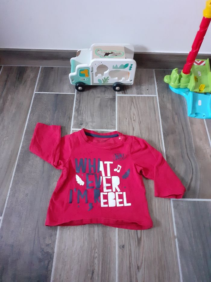 Tee-shirt - photo numéro 2