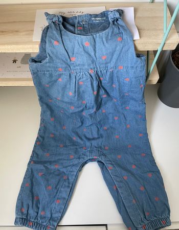 Combinaison Vertbaudet coeurs