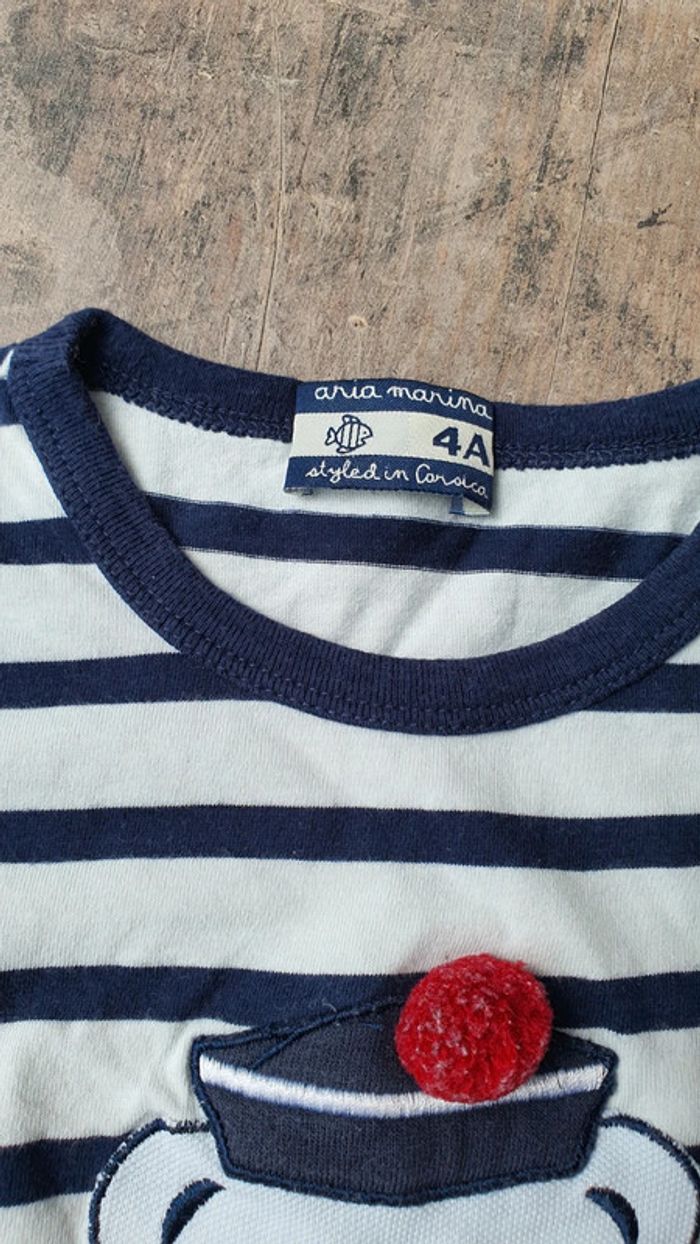 T-shirt aria marina 4 ans en très bon état - photo numéro 3