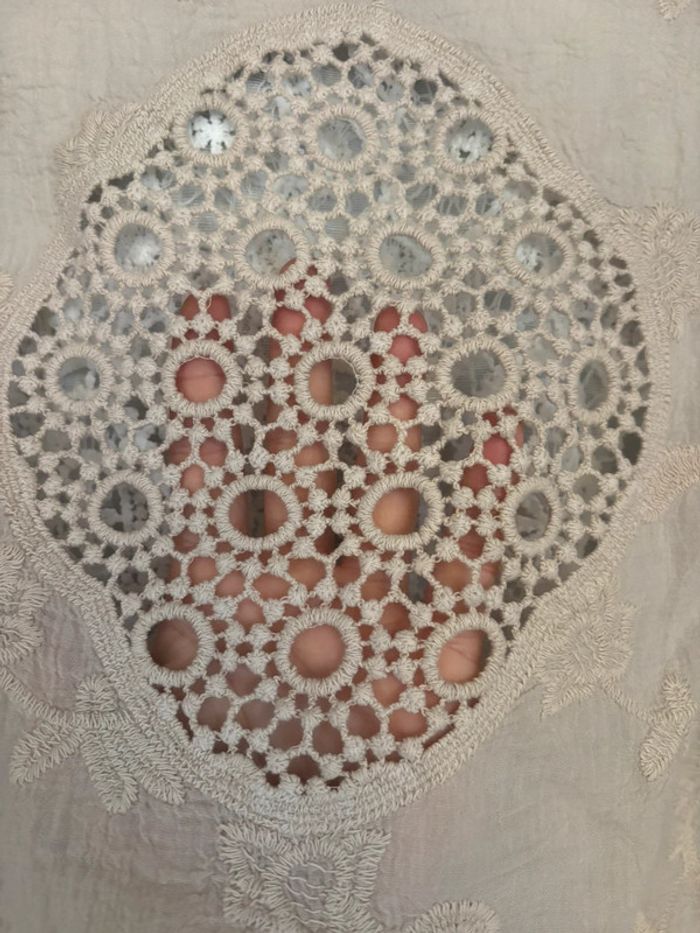 Superbe veste/kimono légère bohème avec broderies et dentelle - photo numéro 4