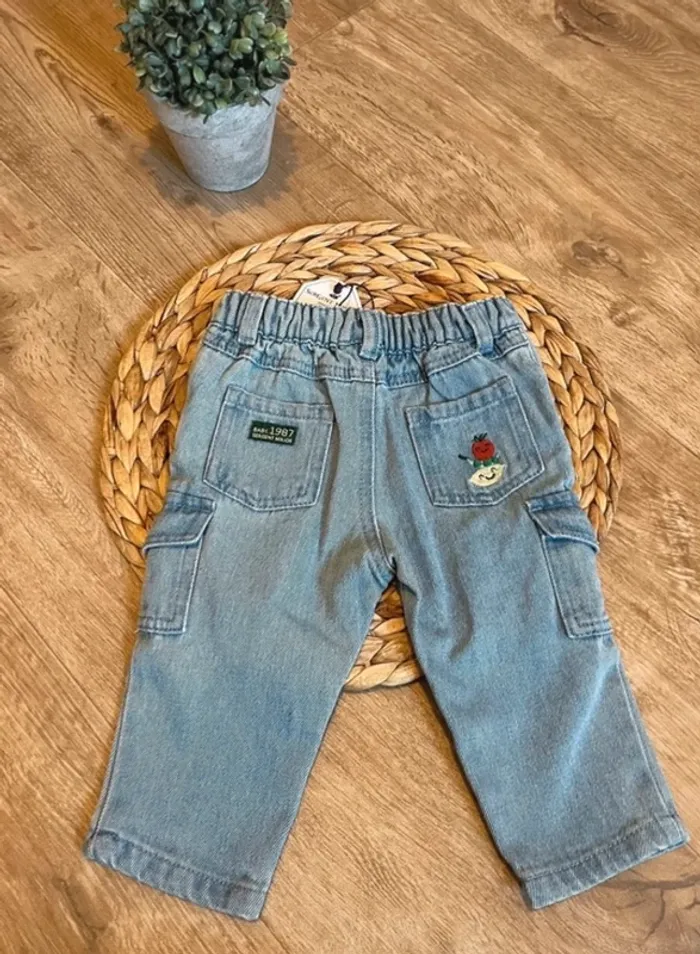 Jeans neuf mixte - photo numéro 2