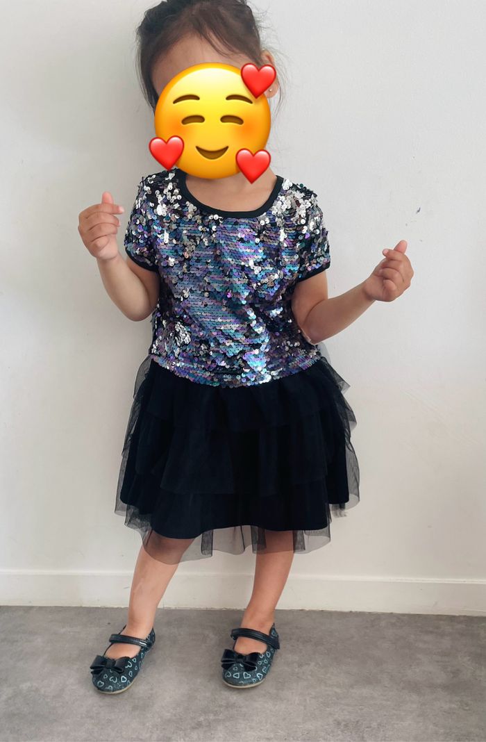 Robe fille taille trois ans - photo numéro 2