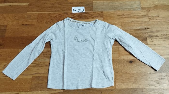 T-shirt fille 4 ans