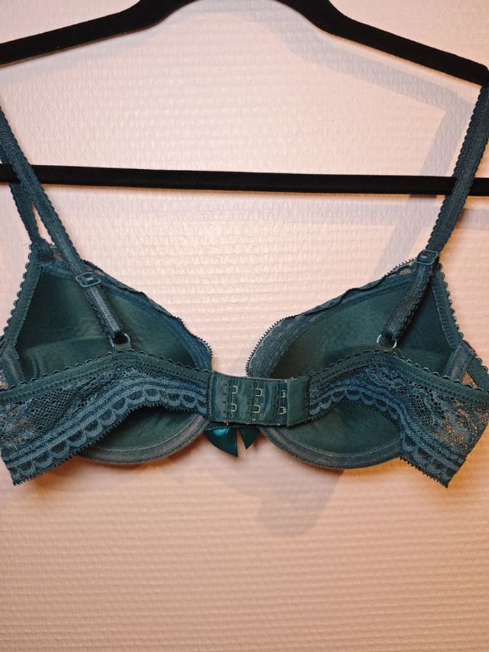 Soutien-gorge Passionata vert sapin en dentelle - photo numéro 3