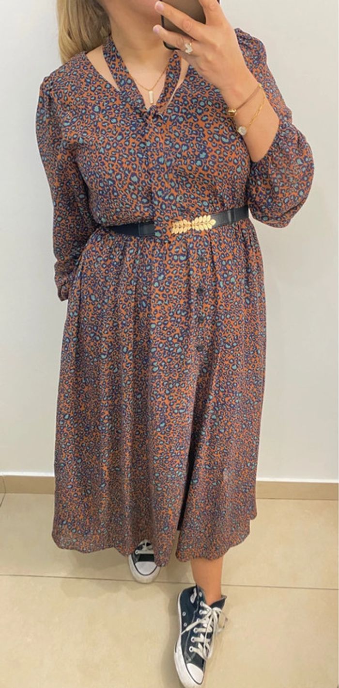 Superbe Robe Longue Imprimée Léopard Taille M - photo numéro 5